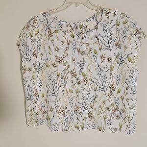 Floral Print Women's Top By CYNTHIA ROWLEY. 100% Linen Size XL